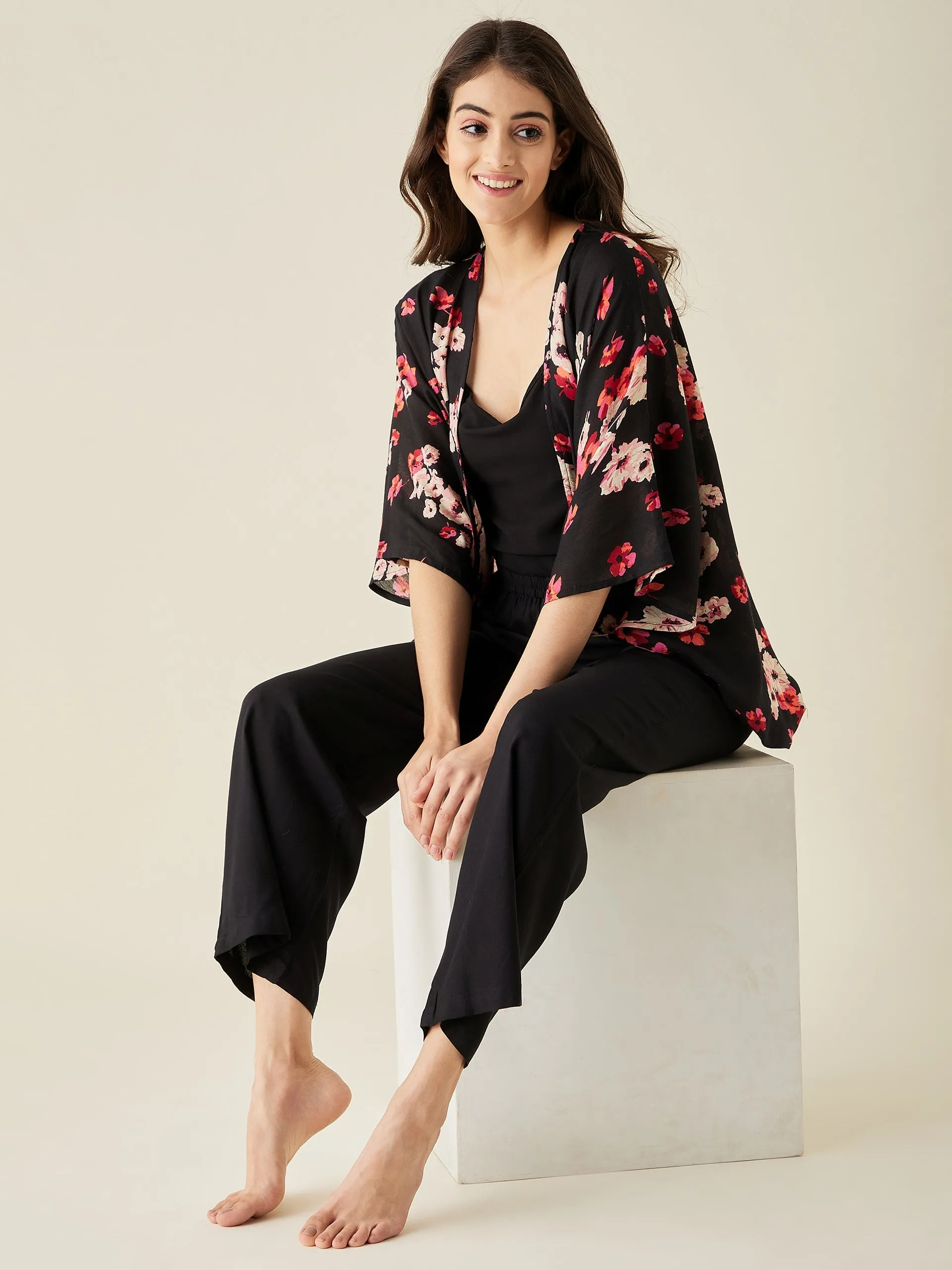 Floral Shrug And Pyjama 2 Pc Set - The Kaftan Company