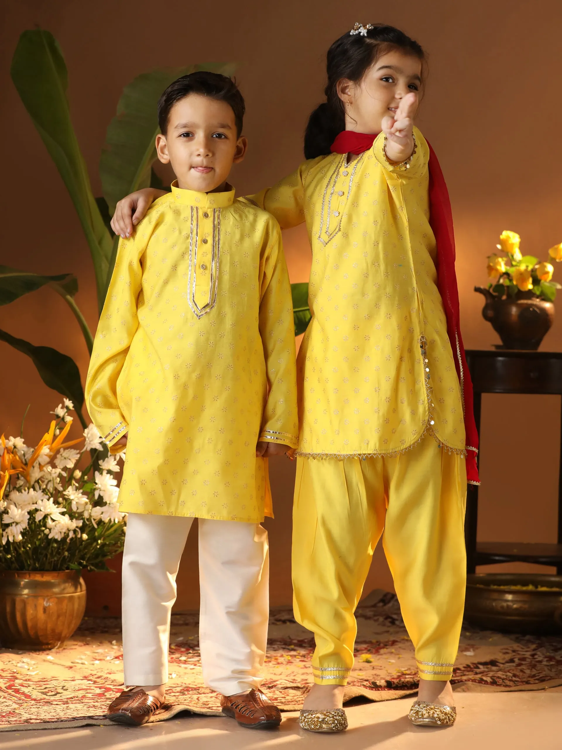 Jashvi Yellow And Cream BHAI BEHEN Siblings Matching Set