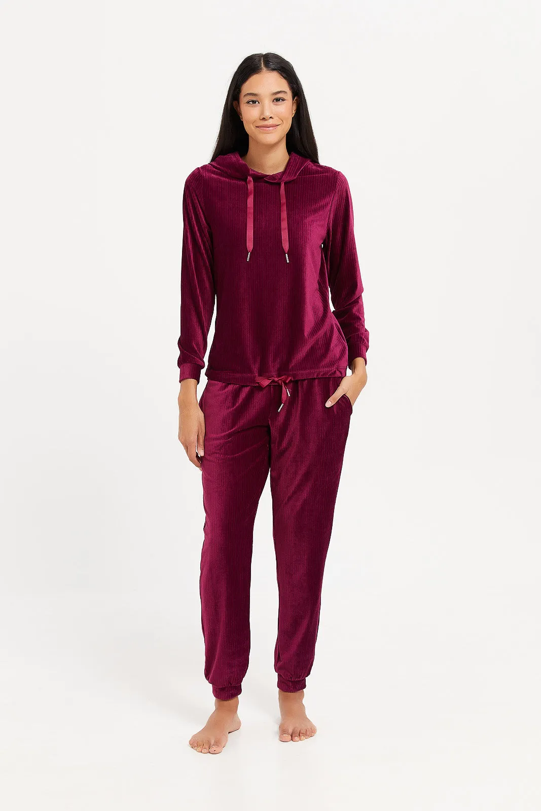 Women Burgundy Plain Velvet Pyjama Set (2 Piece)